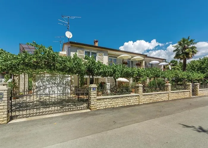 Апартаменти Alma