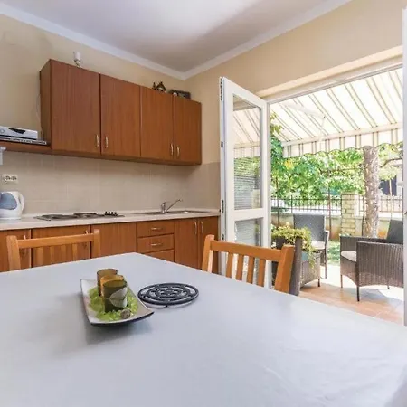 Alma Apartman Porec